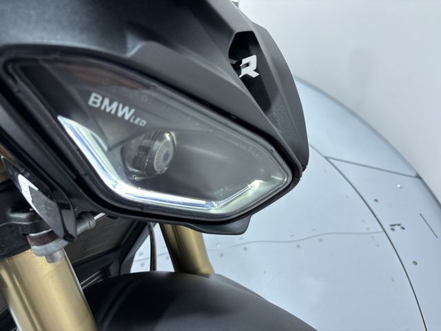 bmw - s-1000-r