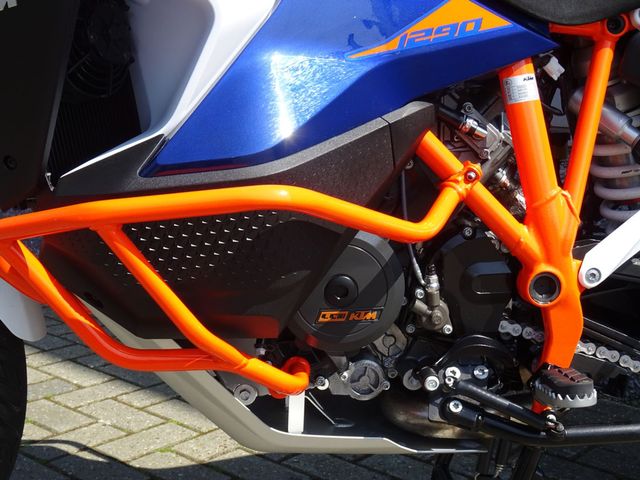 ktm - 1290-super-adventure-r
