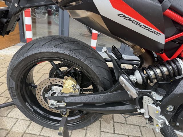 aprilia - dorsoduro-900