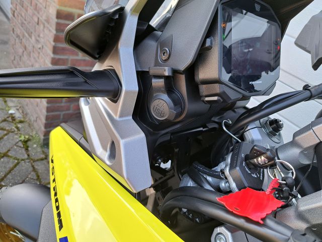 suzuki - v-strom-1050-xta
