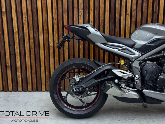 triumph - street-triple-765-rs