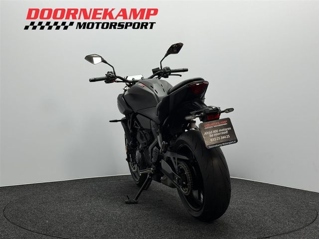 yamaha - mt-07-y-amt