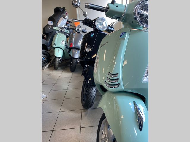 vespa - gts-300-hpe