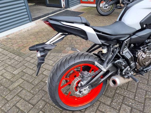 yamaha - mt-07-abs