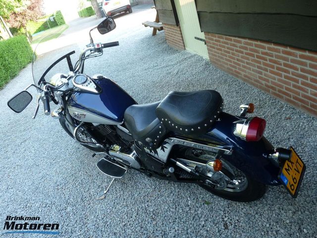 kawasaki - vn-800-classic