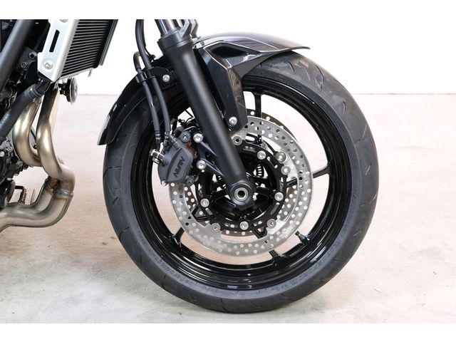 kawasaki - z650-s