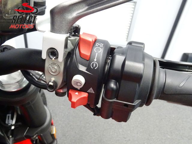 ducati - monster-plus