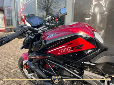 MV AGUSTA DRAGSTER 800 RR SCS – foto 4
