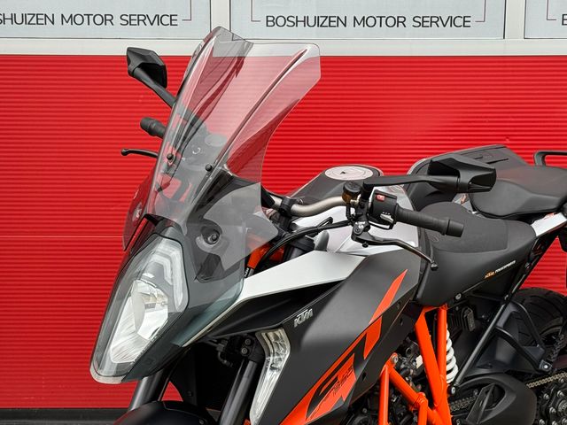 ktm - 1290-super-duke-gt