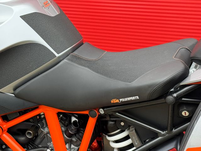 ktm - 1290-super-duke-gt