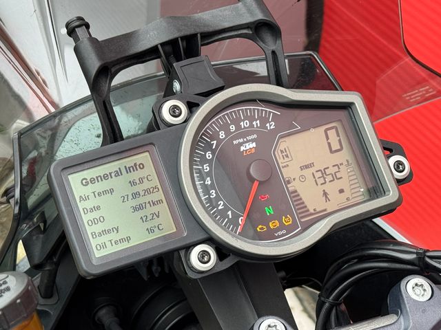 ktm - 1290-super-duke-gt