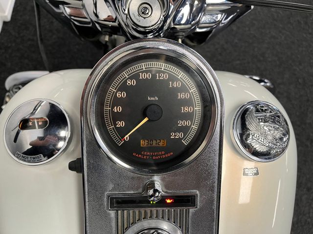harley-davidson - road-king-classic-flhrci