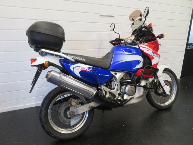 honda - xrv-750-africa-twin