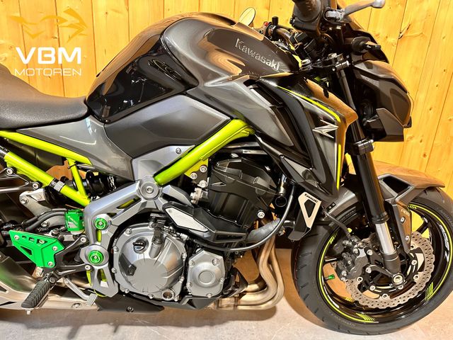 kawasaki - z900