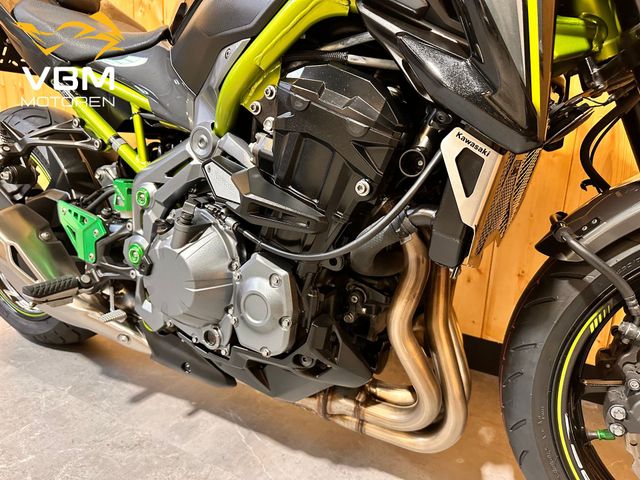 kawasaki - z900