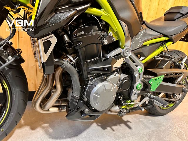 kawasaki - z900