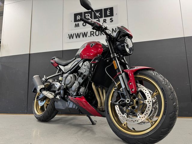 triumph - trident-800