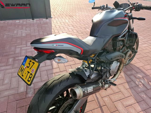 ducati - monster-821