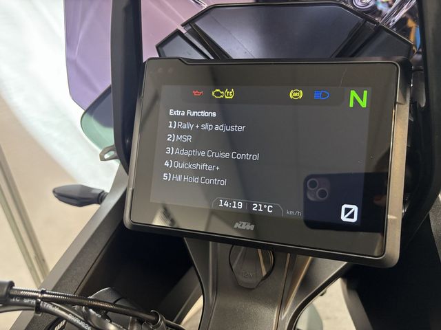 ktm - 1290-super-adventure-s