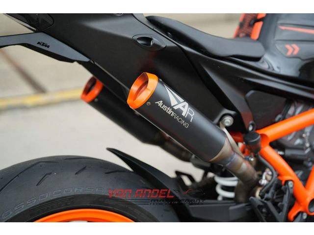 ktm - 1290-super-duke-r