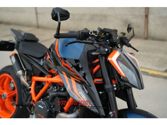 ktm - 1290-super-duke-r