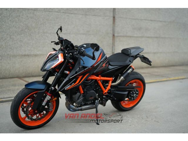 ktm - 1290-super-duke-r