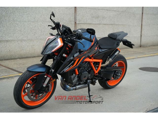 ktm - 1290-super-duke-r