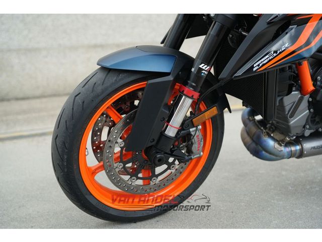 ktm - 1290-super-duke-r