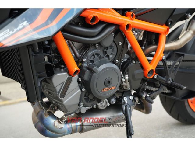ktm - 1290-super-duke-r