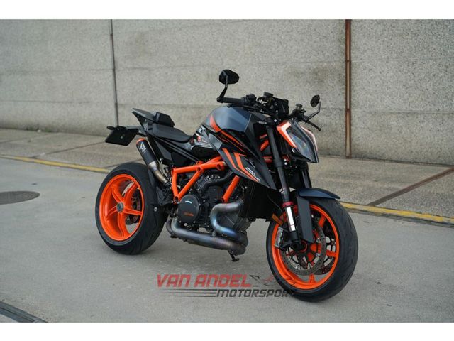 ktm - 1290-super-duke-r