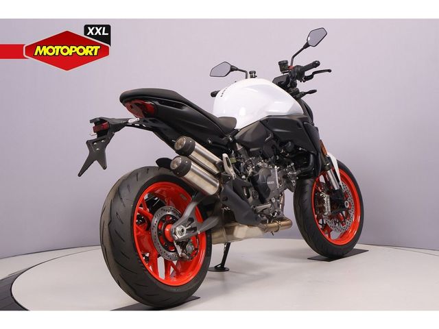 ducati - m-600