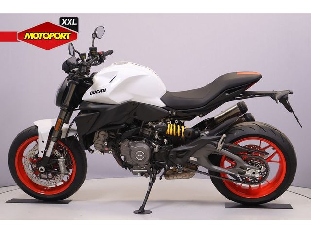 ducati - m-600