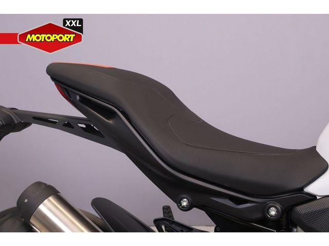 ducati - m-600