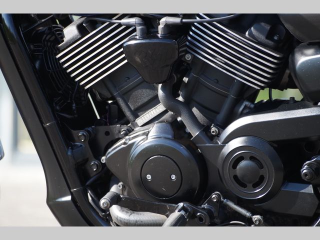 harley-davidson - street-750