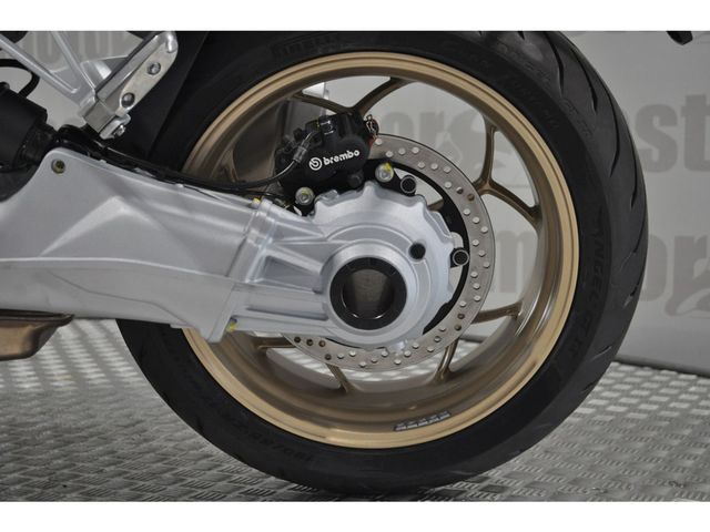 moto-guzzi - v-100-mandello