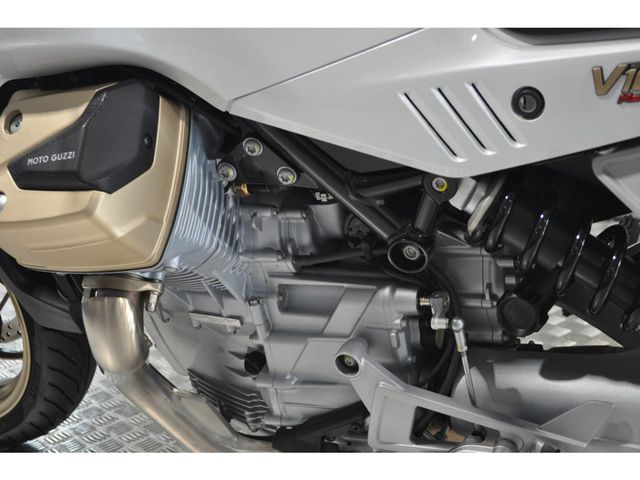 moto-guzzi - v-100-mandello