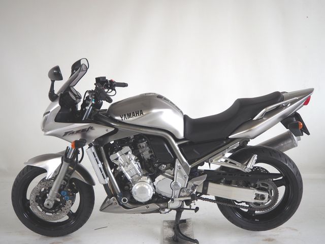 yamaha - fzs-1000--fazer