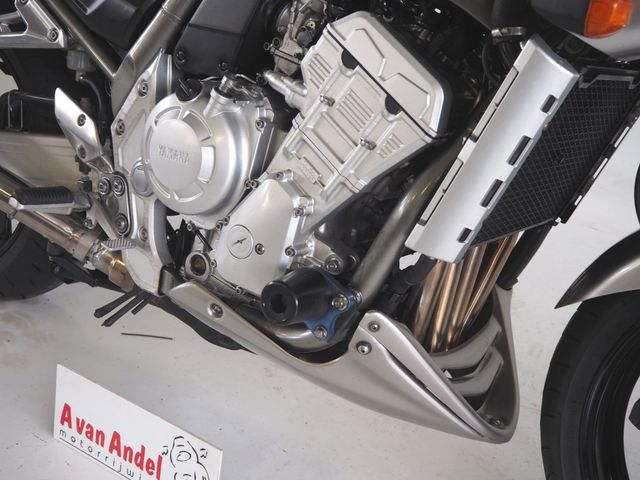 yamaha - fzs-1000--fazer