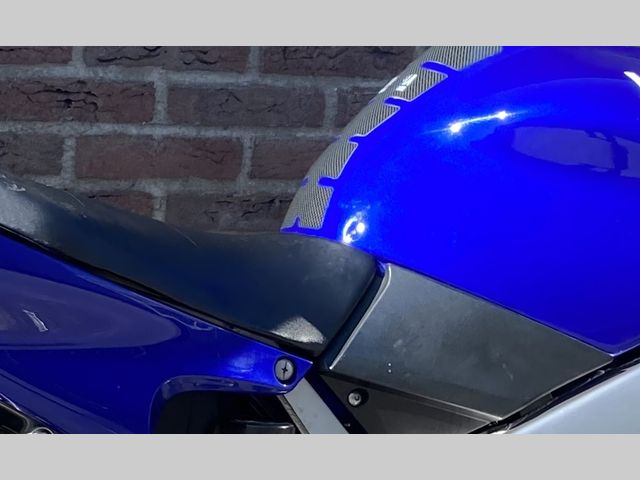 yamaha - yzf-r1