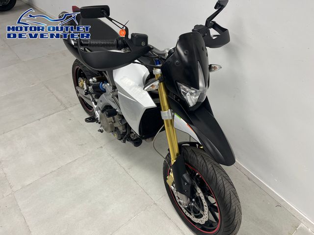 aprilia - dorsoduro-750