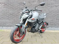 Suzuki GSX-8S MVM Street Special 2026 nieuw – foto 13 van 16