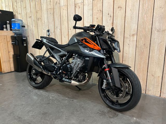 ktm - 990-duke