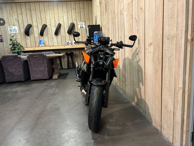 ktm - 990-duke