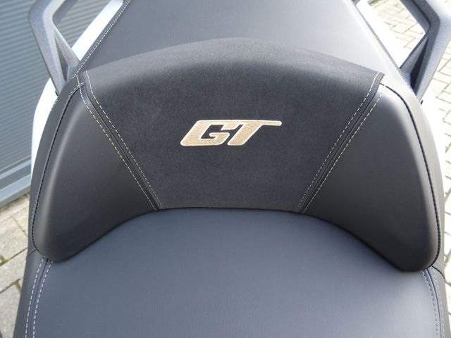 bmw - c-400-gt