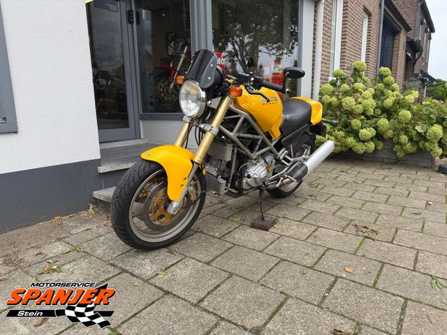ducati - m-900-monster