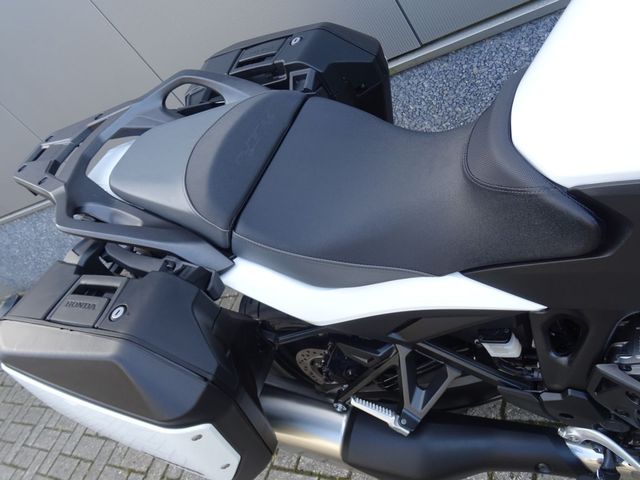 honda - nt-1100