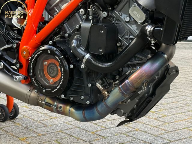 ktm - 1290-super-duke-r