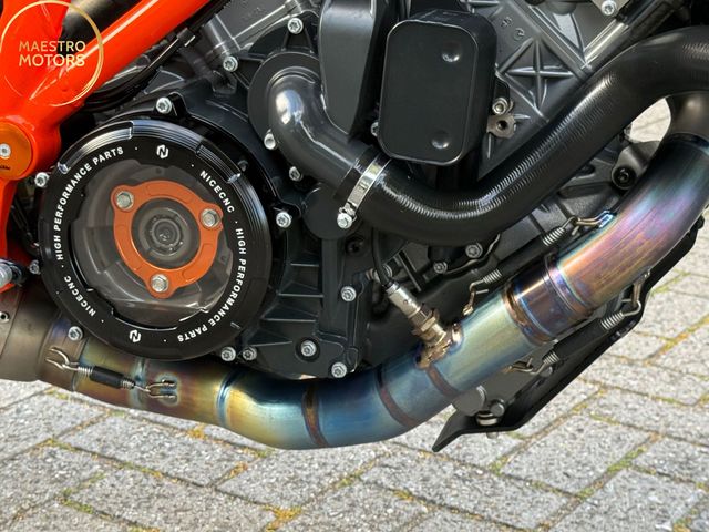 ktm - 1290-super-duke-r