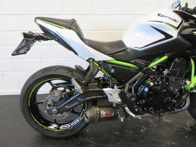 kawasaki - z650-performance