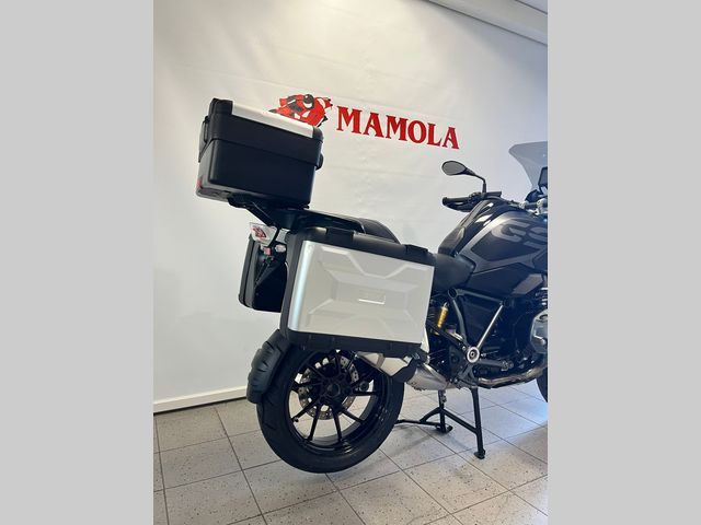 bmw - r-1250-gs-triple-black